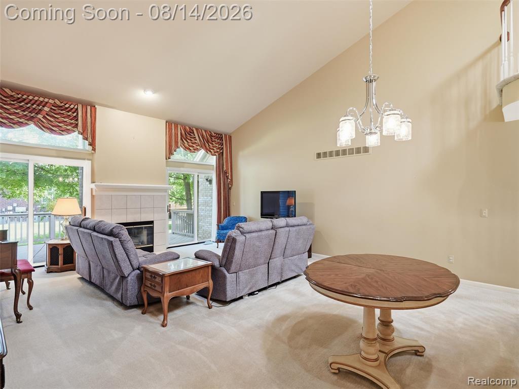 16905 Coral Lane