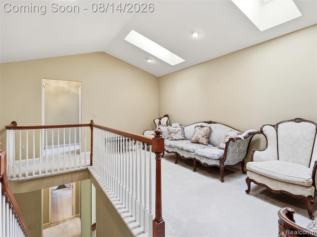 16905 Coral Lane