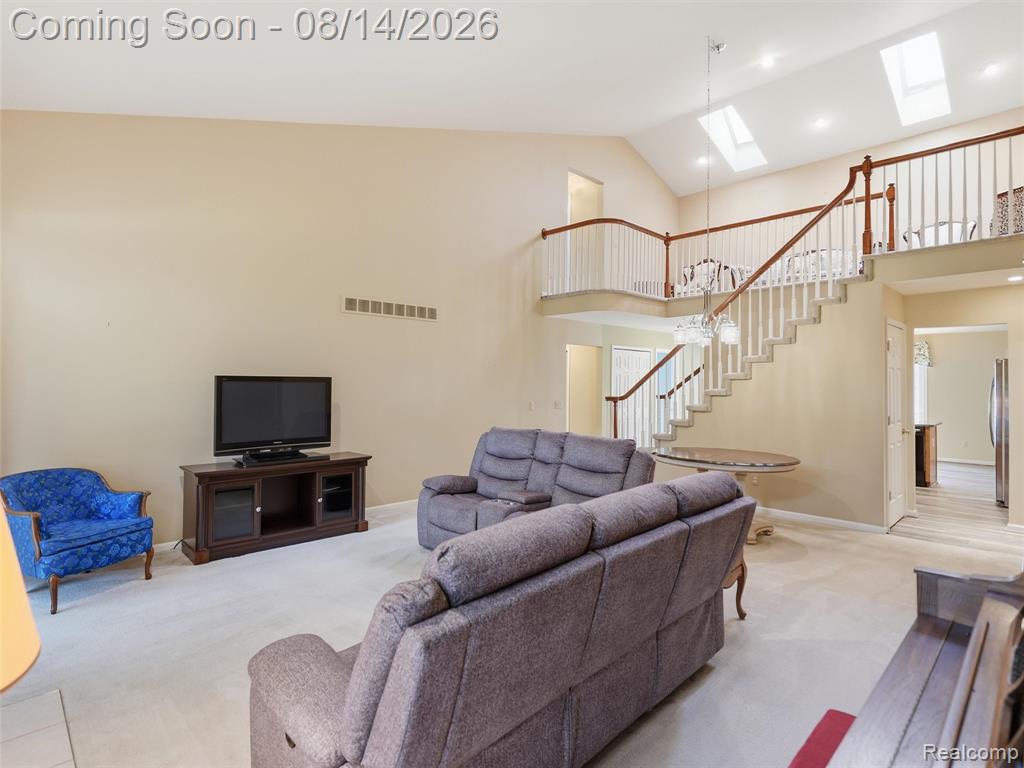 16905 Coral Lane