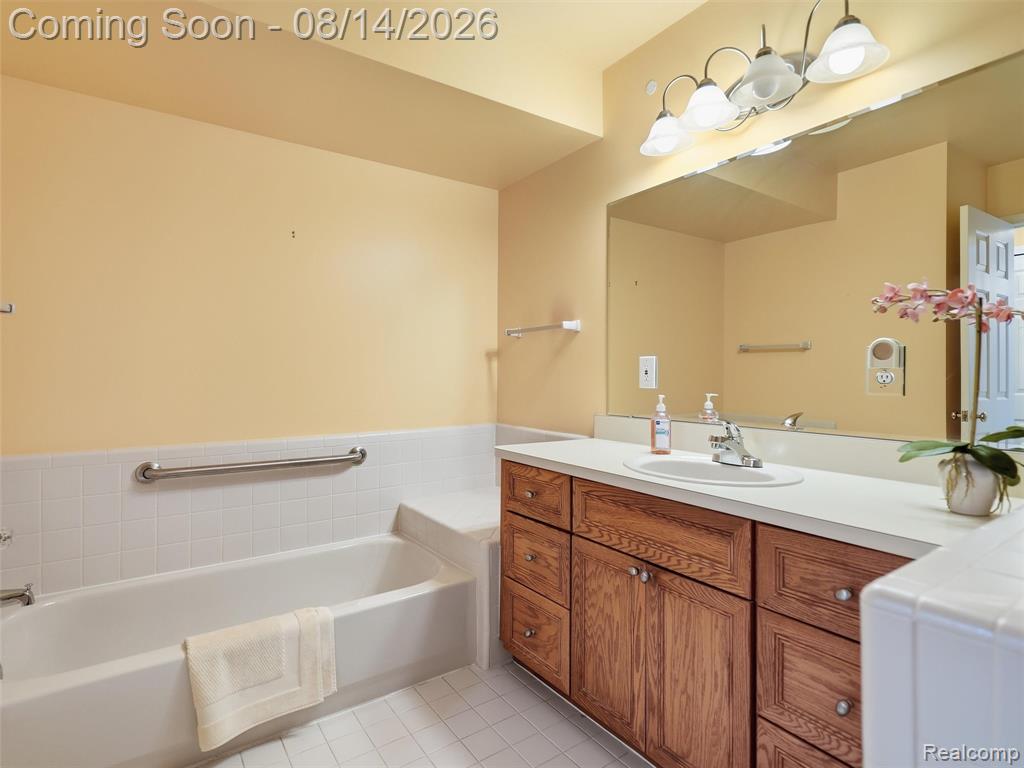 16905 Coral Lane