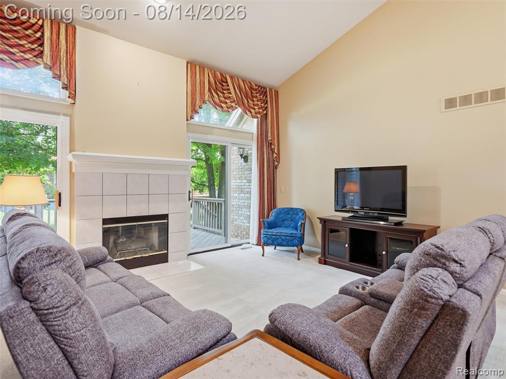 16905 Coral Lane