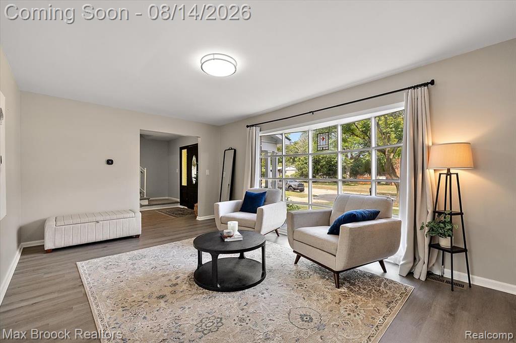 21333 Dartmouth Drive