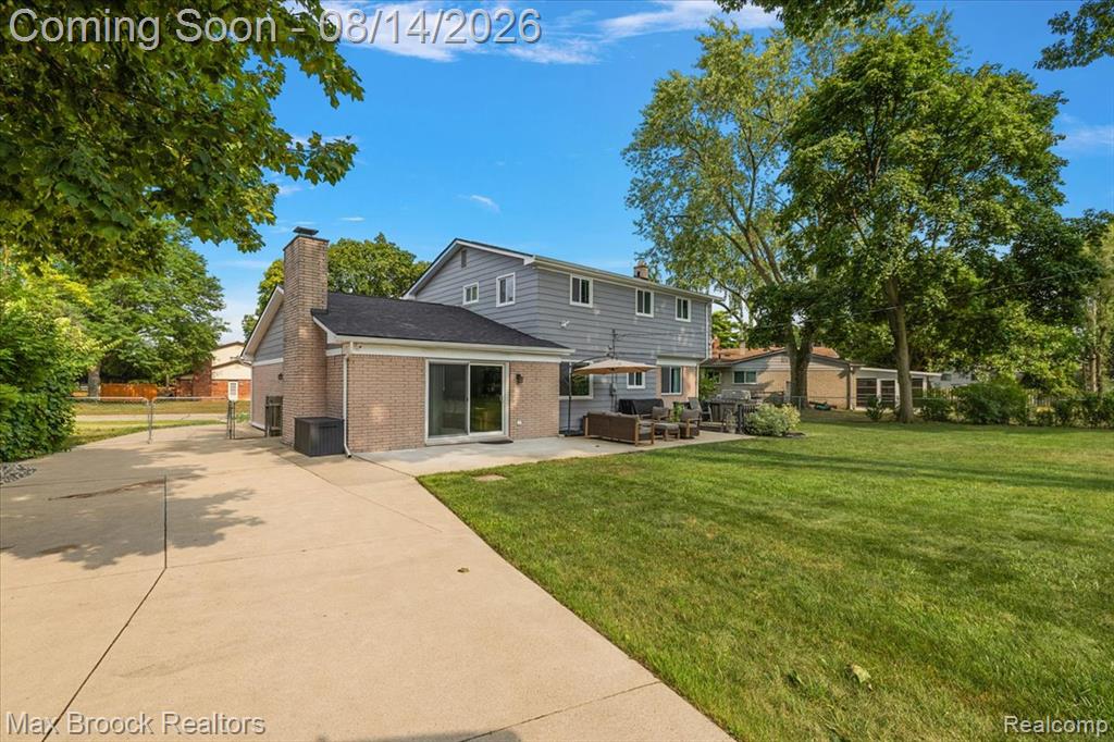 21333 Dartmouth Drive