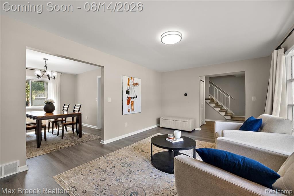 21333 Dartmouth Drive
