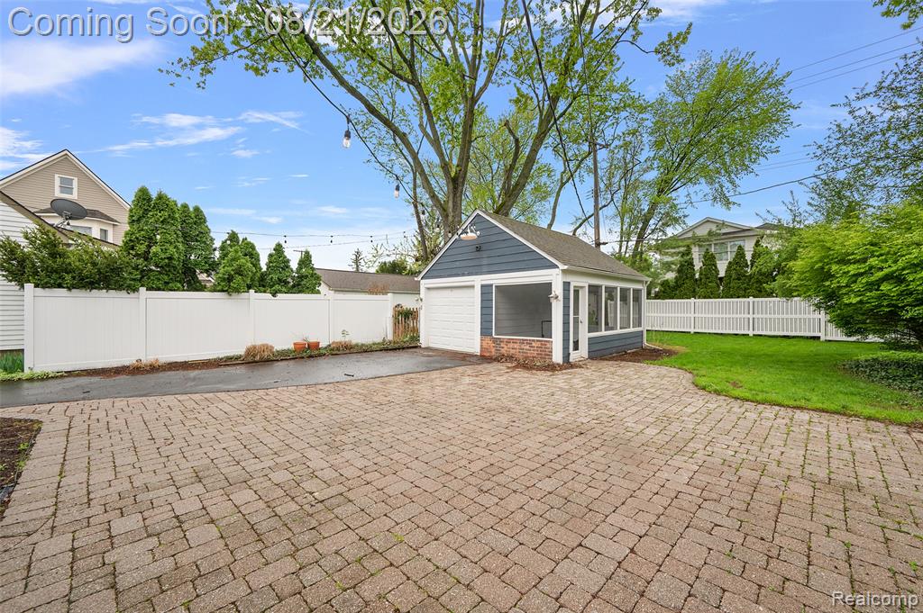 1368 Cedar Drive