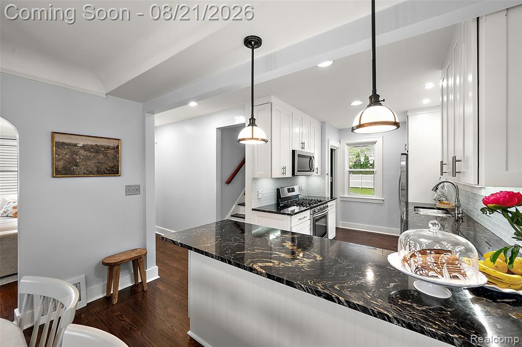 1368 Cedar Drive