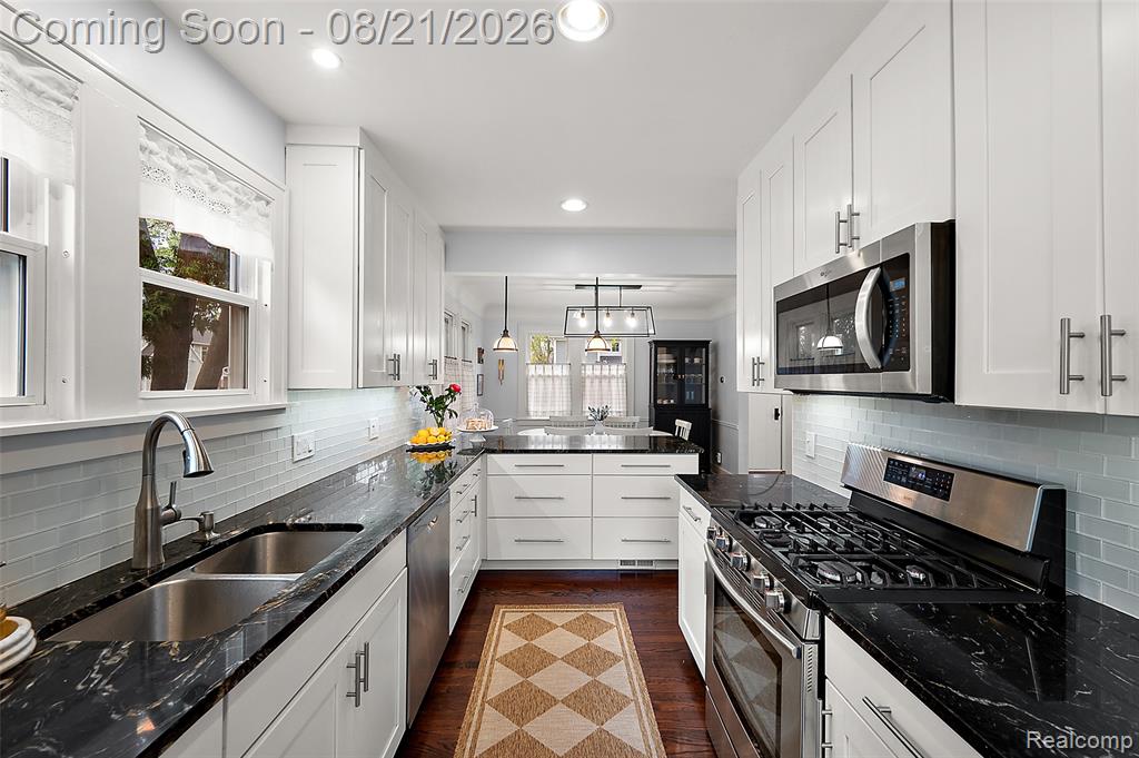 1368 Cedar Drive