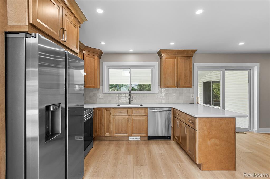 6552 Orion Road