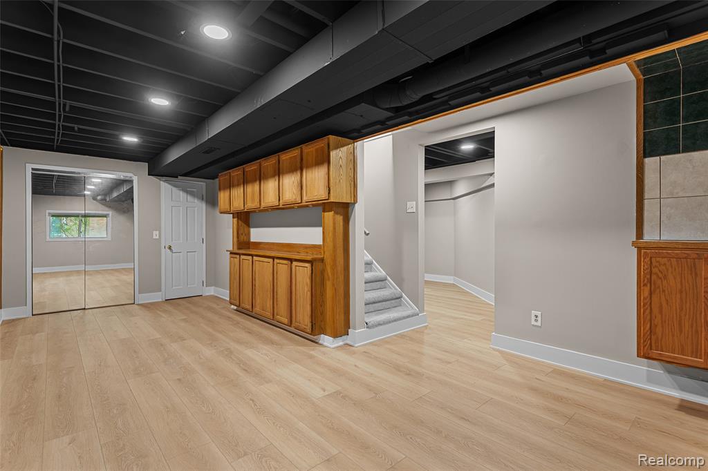 6552 Orion Road