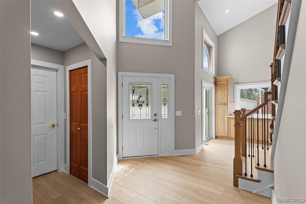 6552 Orion Road