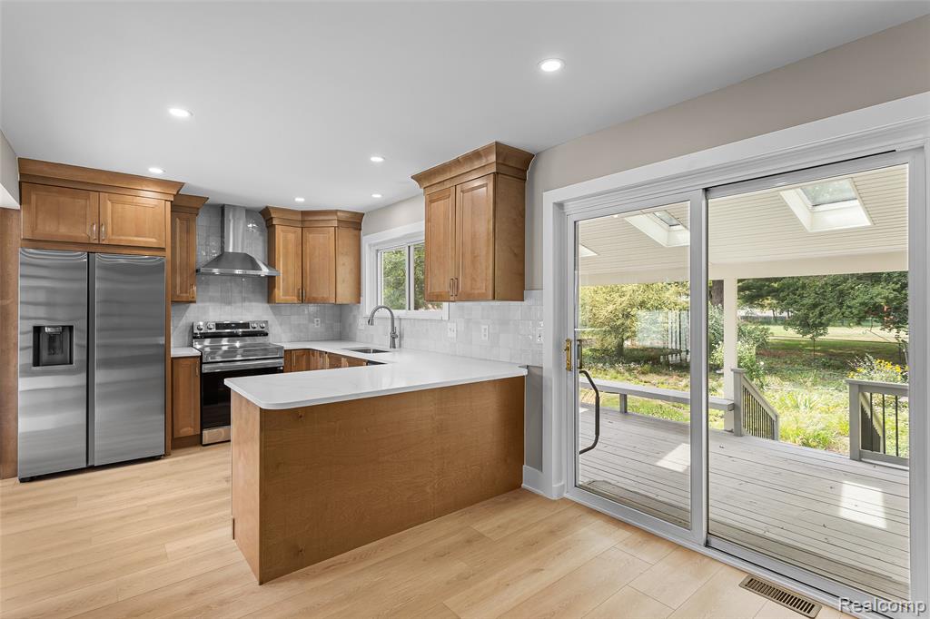 6552 Orion Road