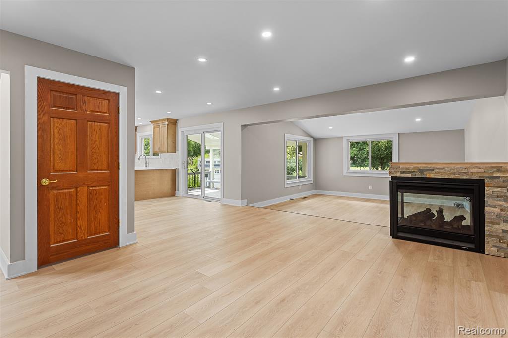 6552 Orion Road