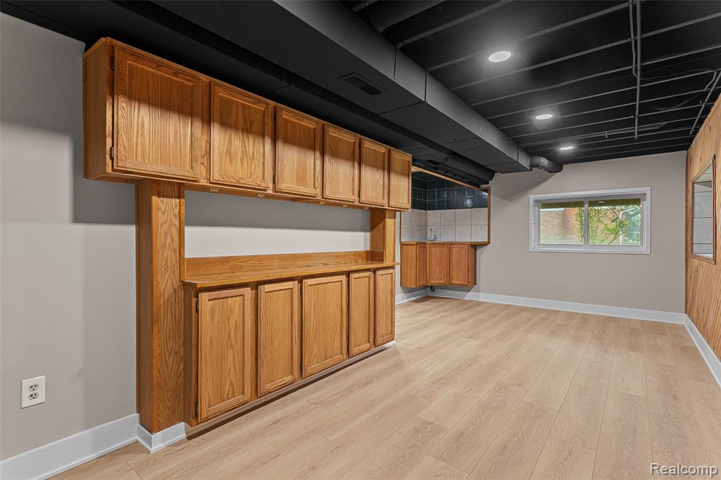 6552 Orion Road