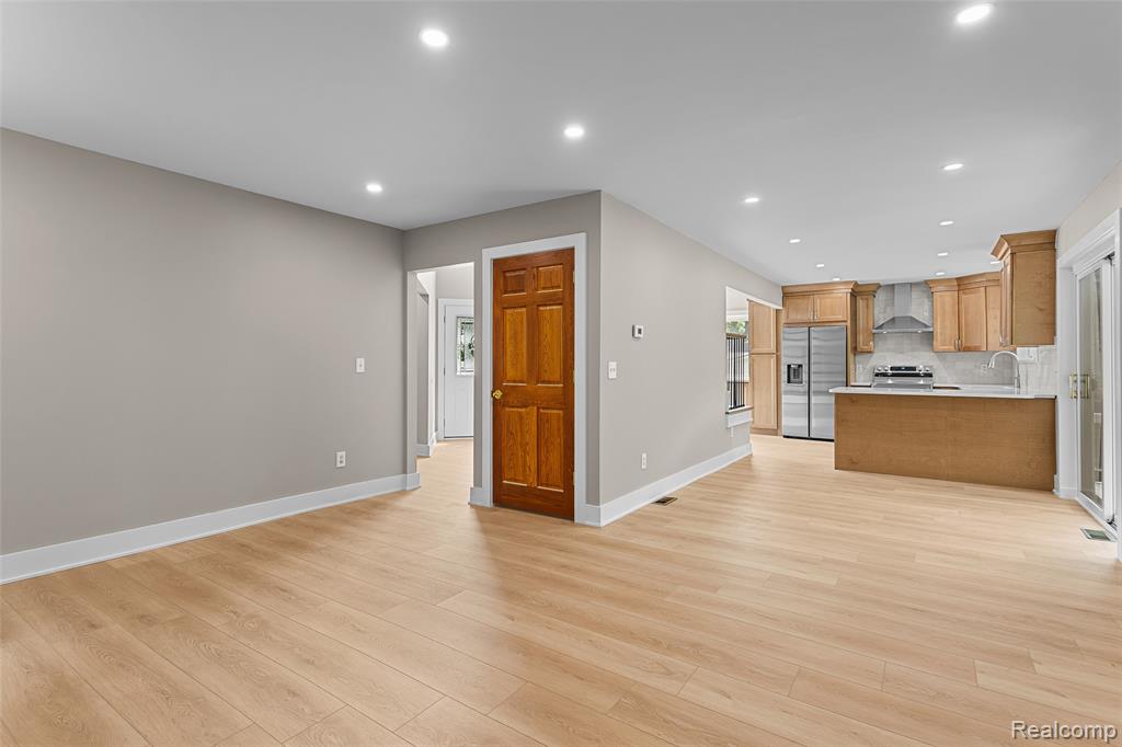 6552 Orion Road