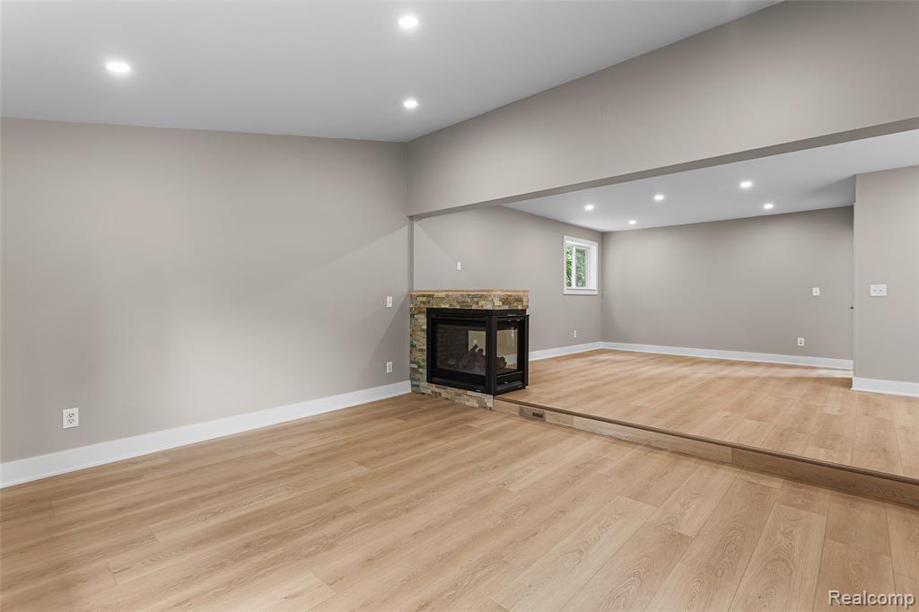 6552 Orion Road