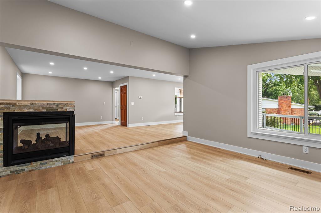 6552 Orion Road