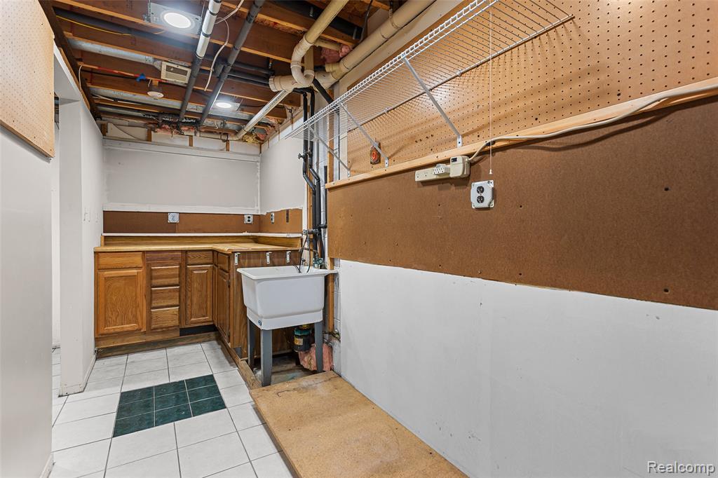 6552 Orion Road