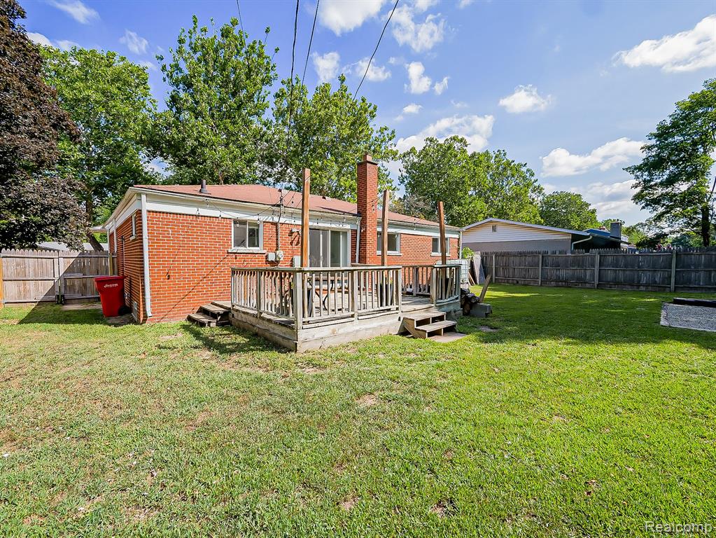 19501 Magnolia Parkway