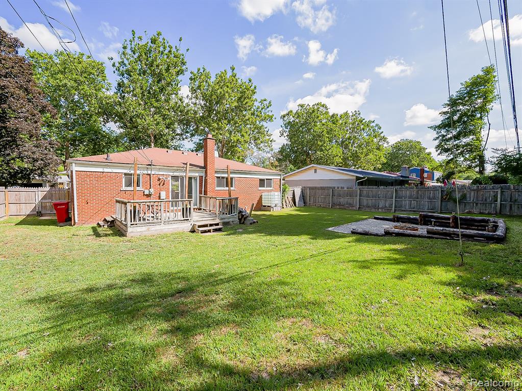 19501 Magnolia Parkway