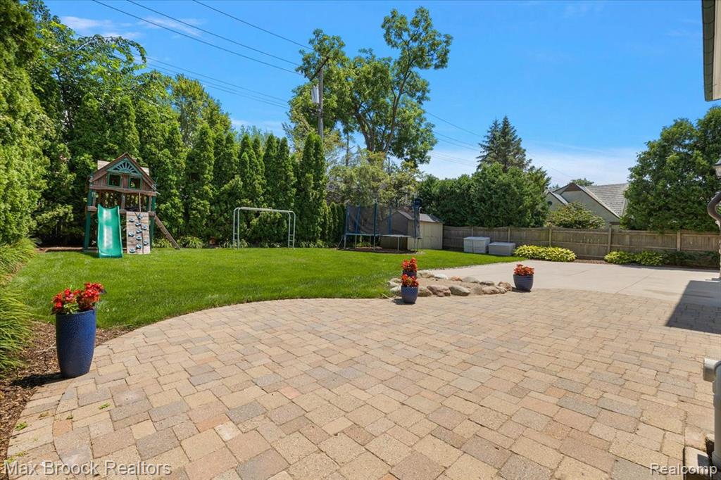 620 Lakeside Drive