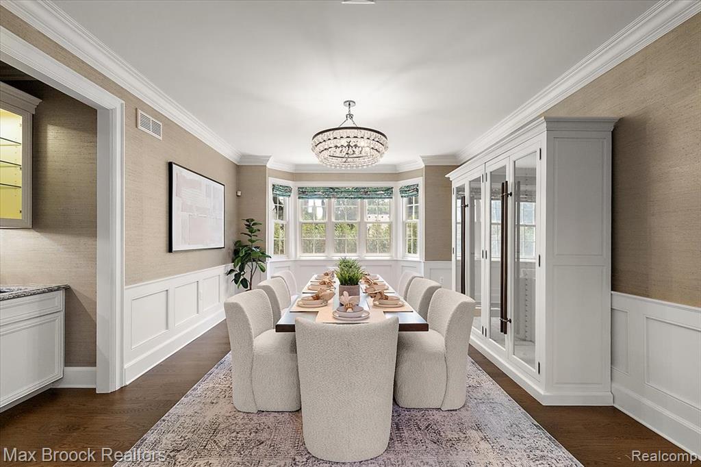 620 Lakeside Drive