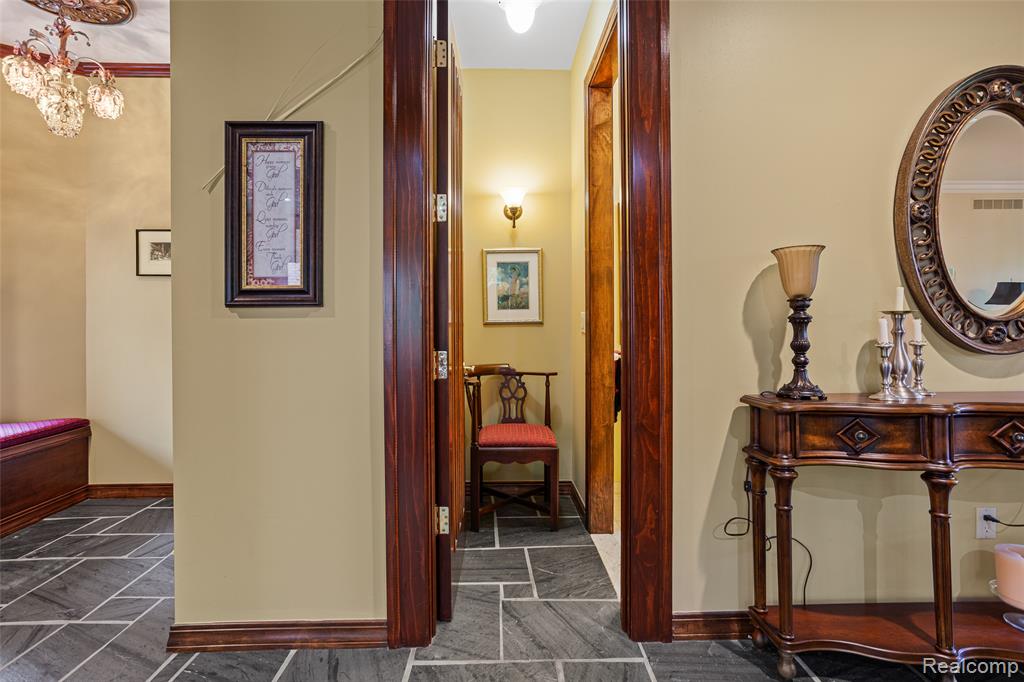4665 Rue St Michelle