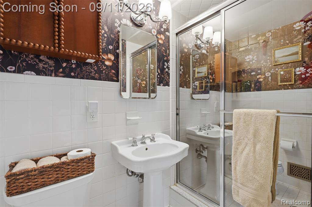 4 Kenberton Drive