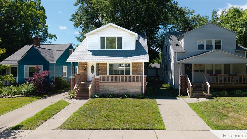 967 Alberta Street