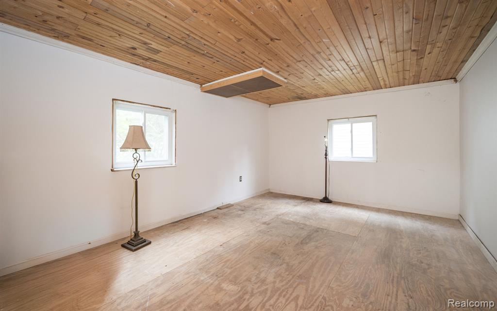 4042 Louella Drive
