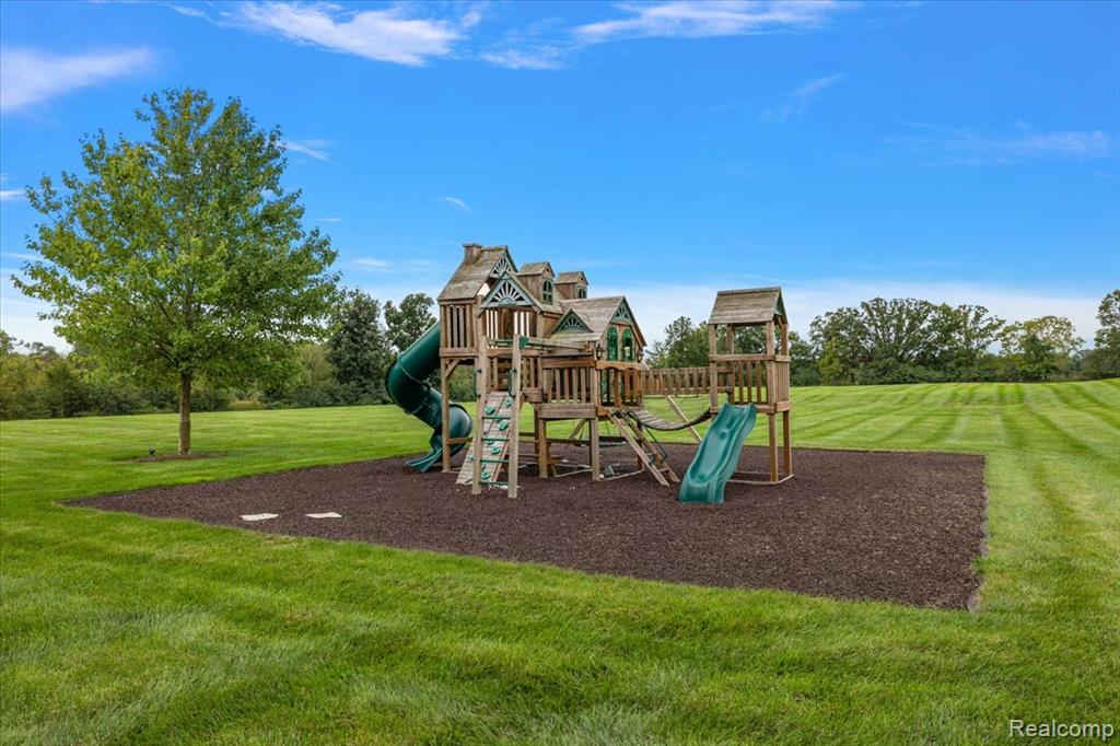5333 Pleasant Lake Road