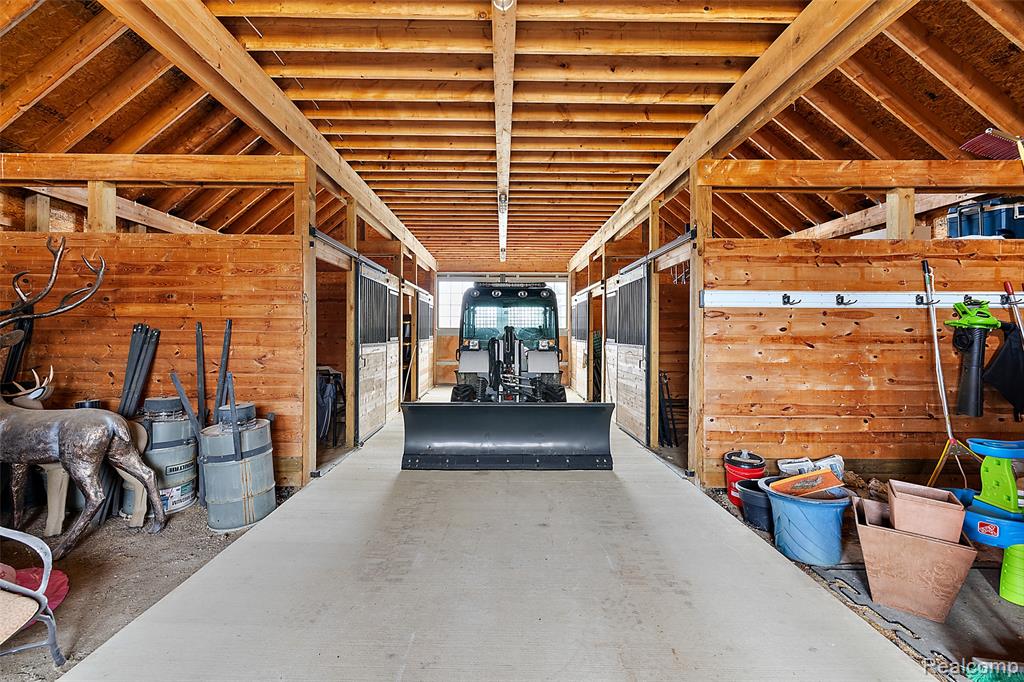 5333 Pleasant Lake Road