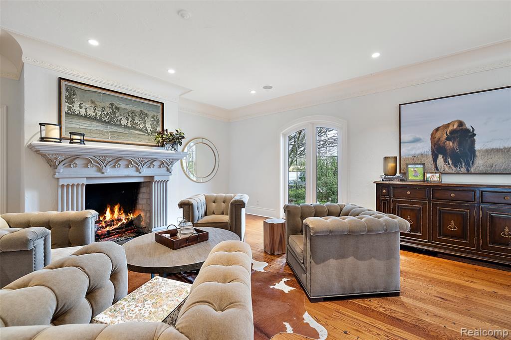 5333 Pleasant Lake Road