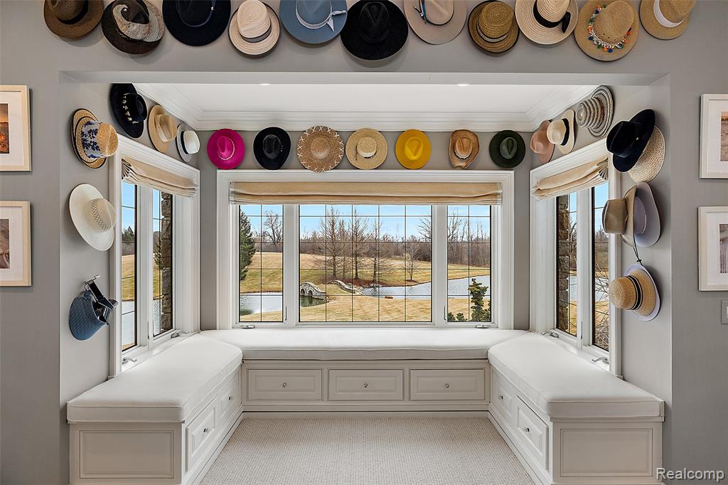 5333 Pleasant Lake Road