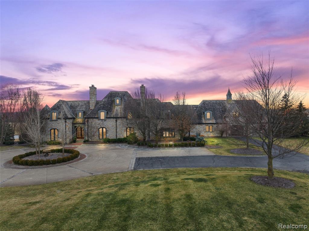 5333 Pleasant Lake Road