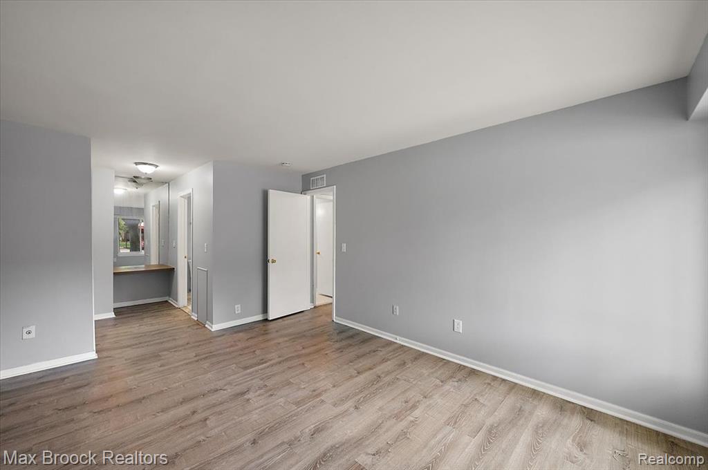 23673 Village House Drive # 5A