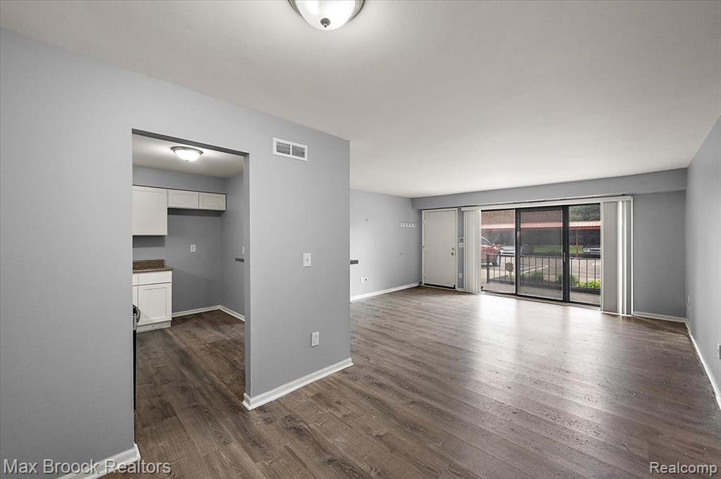 23673 Village House Drive # 5A