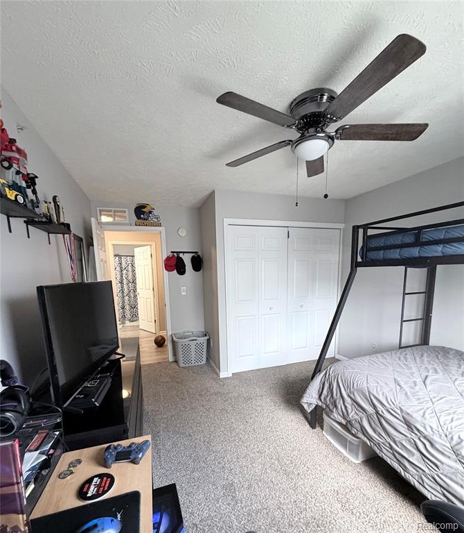 512 Carom Circle