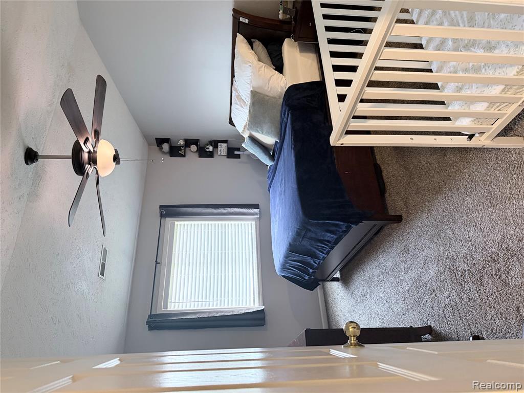 512 Carom Circle