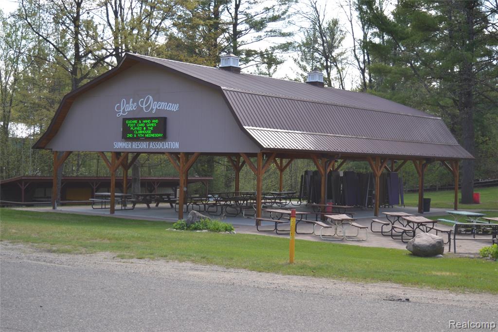 LOT 2 Oak Ridge Court