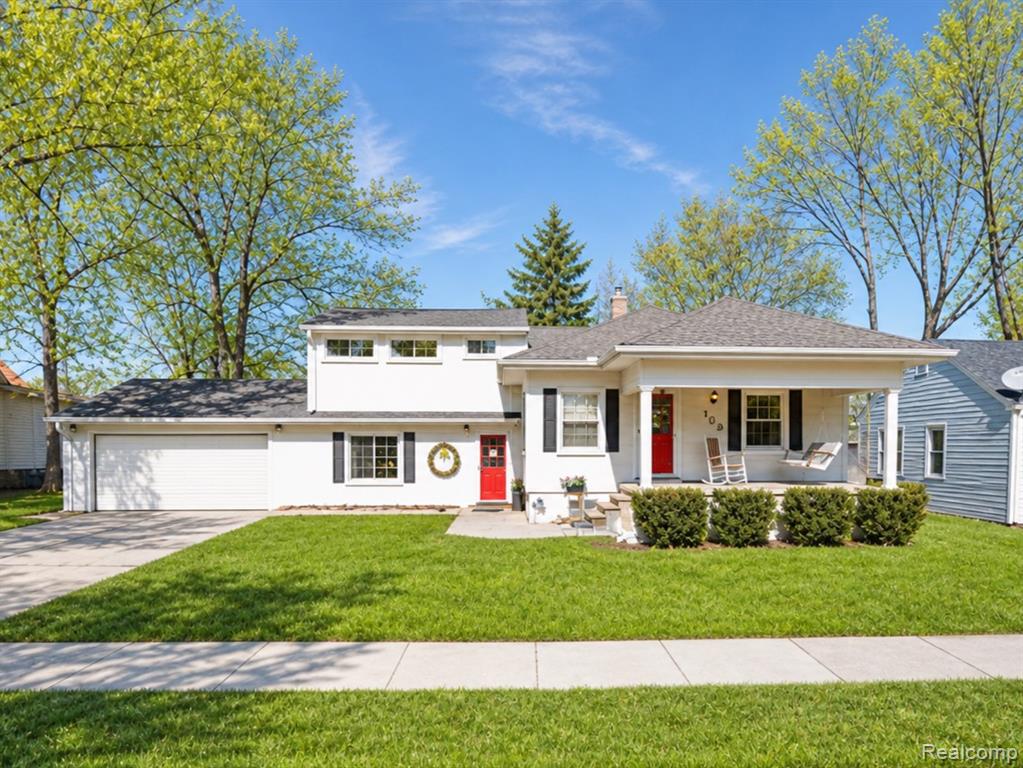 103 E Shevlin Avenue