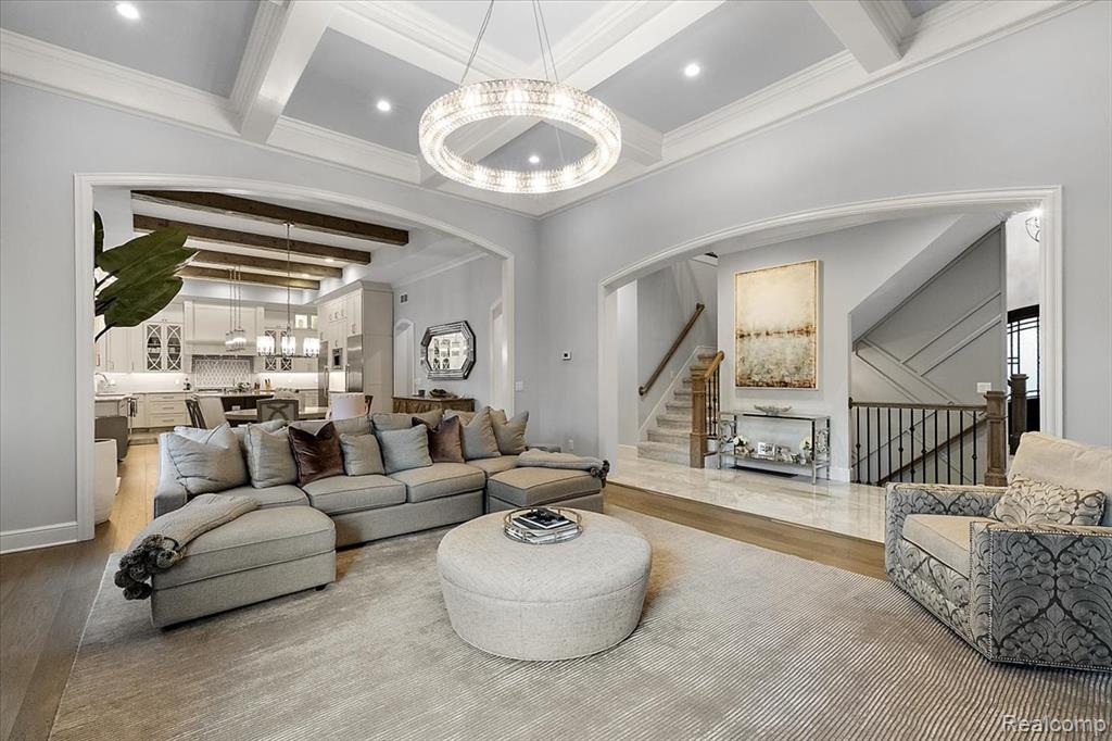 2480 Charnwood Drive