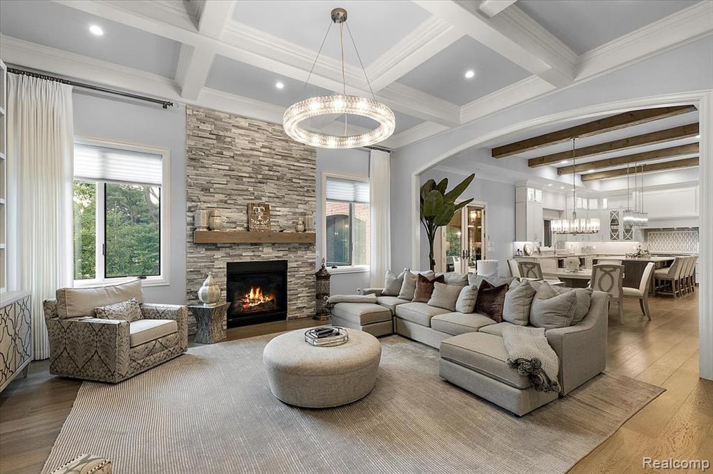 2480 Charnwood Drive