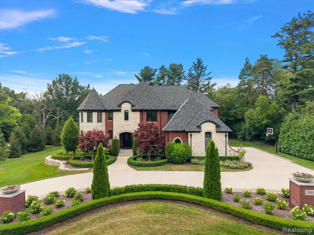 2480 Charnwood Drive Troy Mi Us 48098 2206 61037826