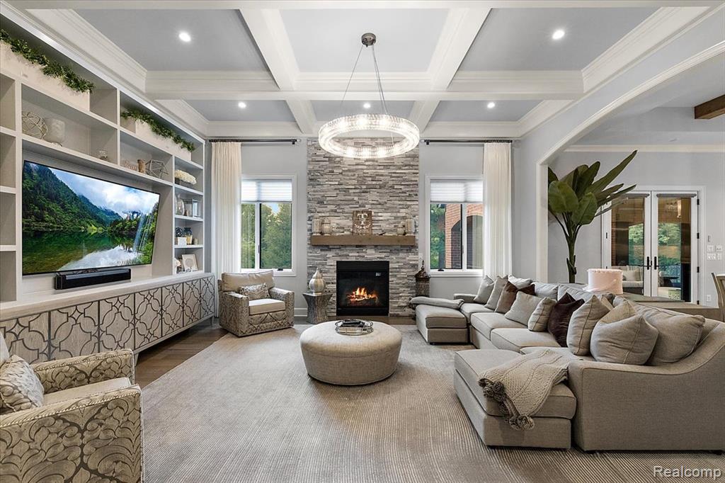2480 Charnwood Drive