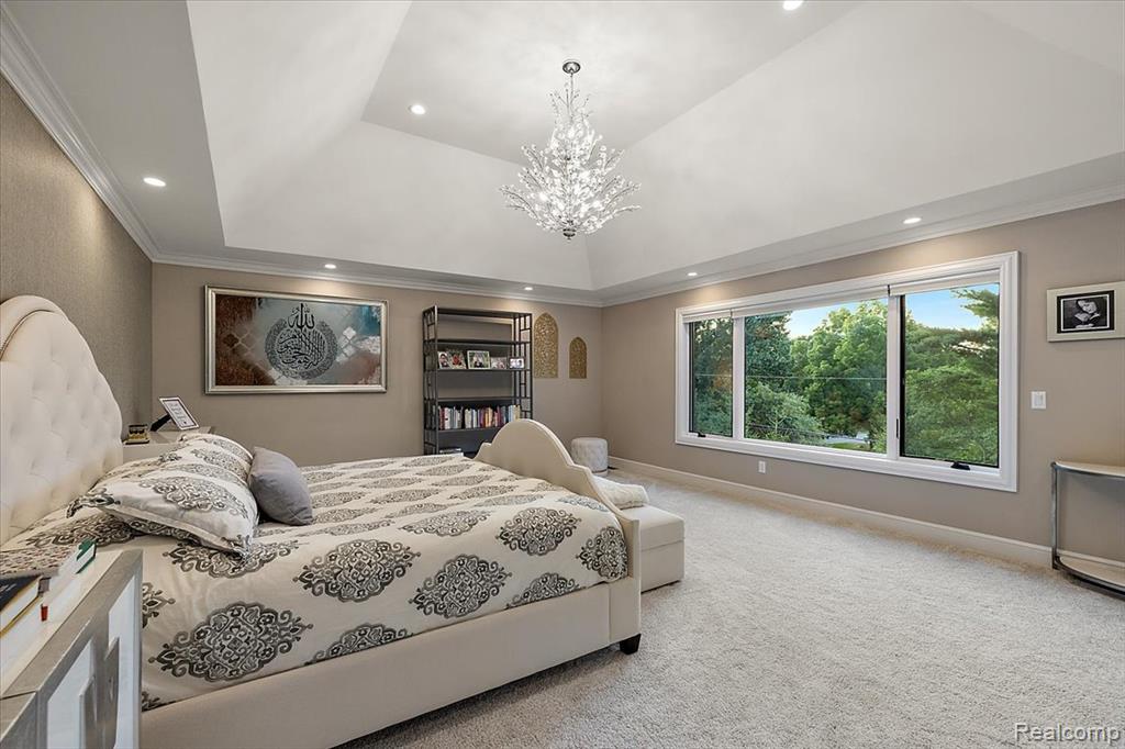 2480 Charnwood Drive