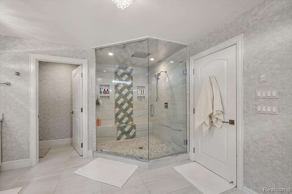 2480 Charnwood Drive