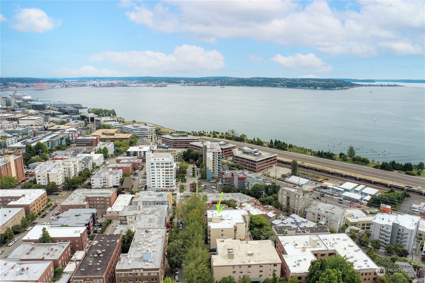 619 5th Avenue W #202