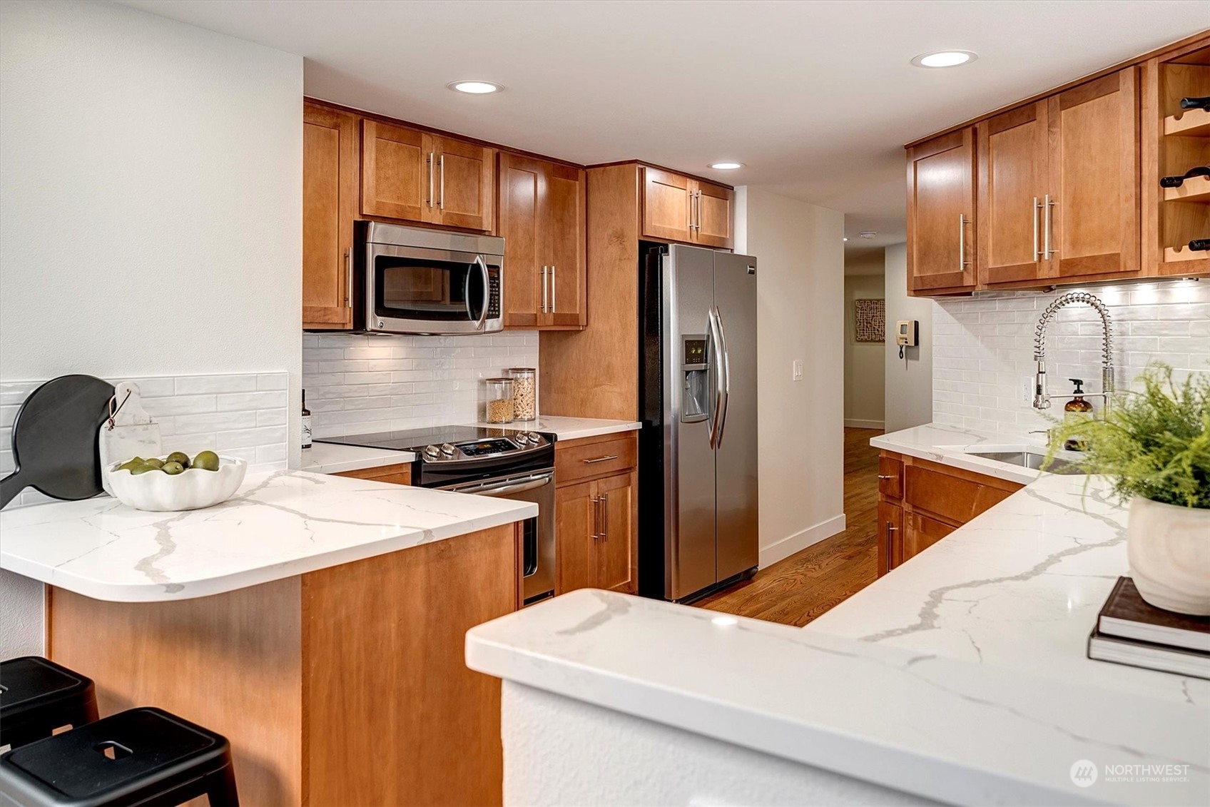 619 5th Avenue W #202