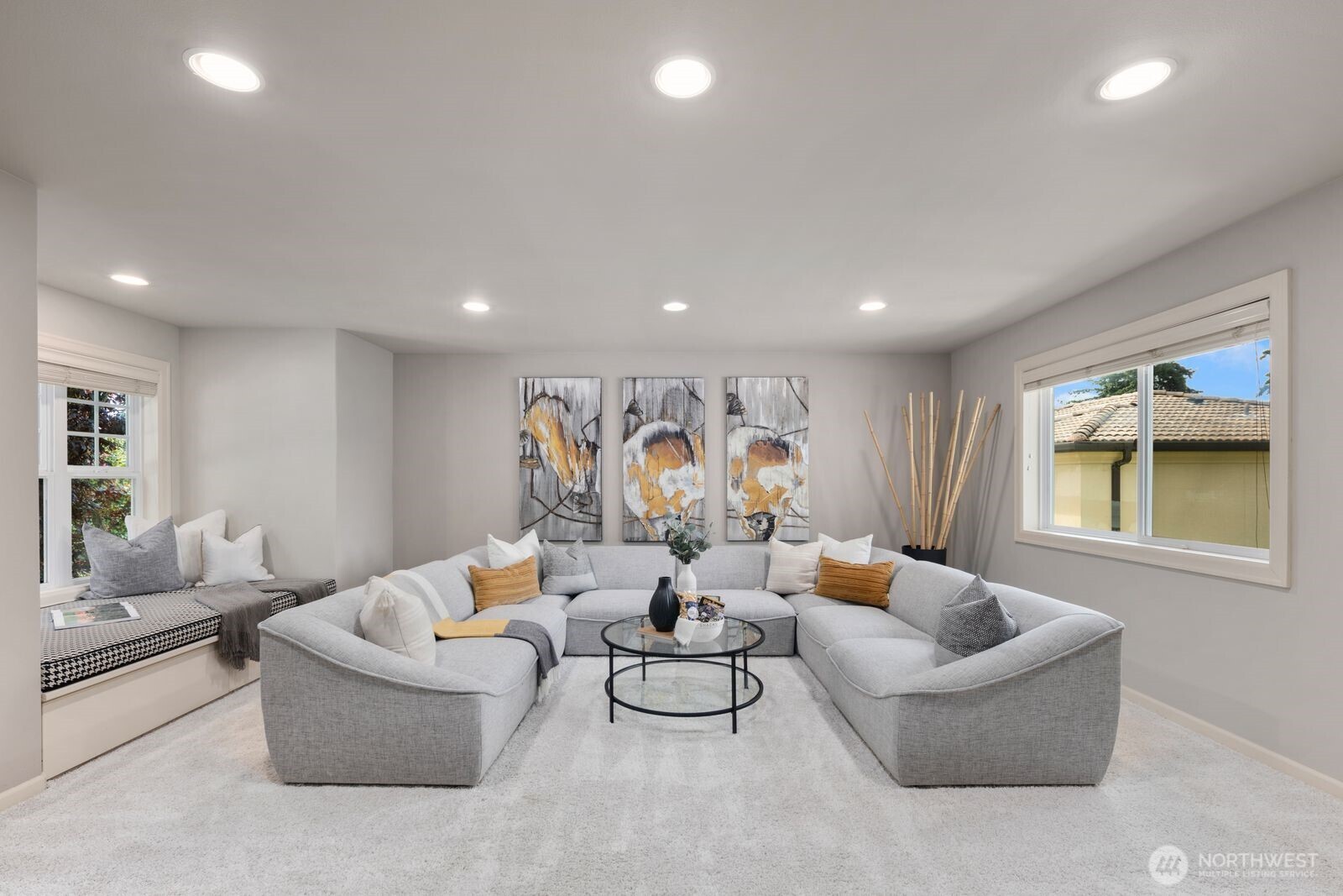 1610 8th Street W