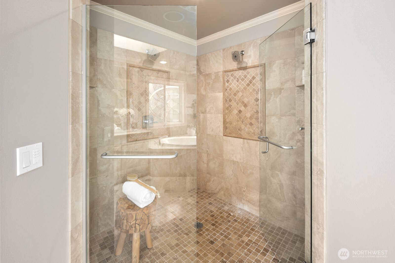 1610 8th Street W